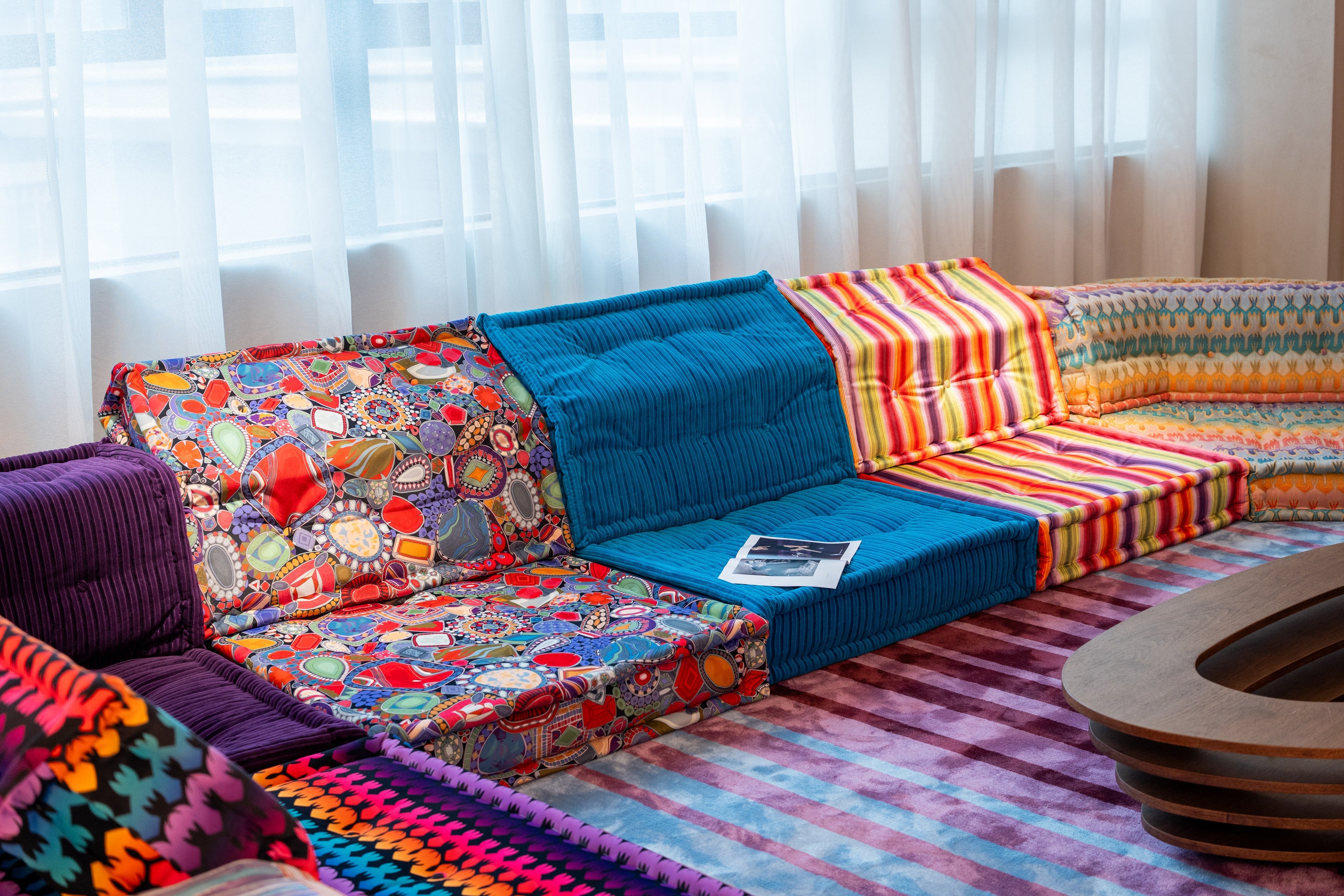 Dreamscape Palette Mahjong Sofa - Fajiani