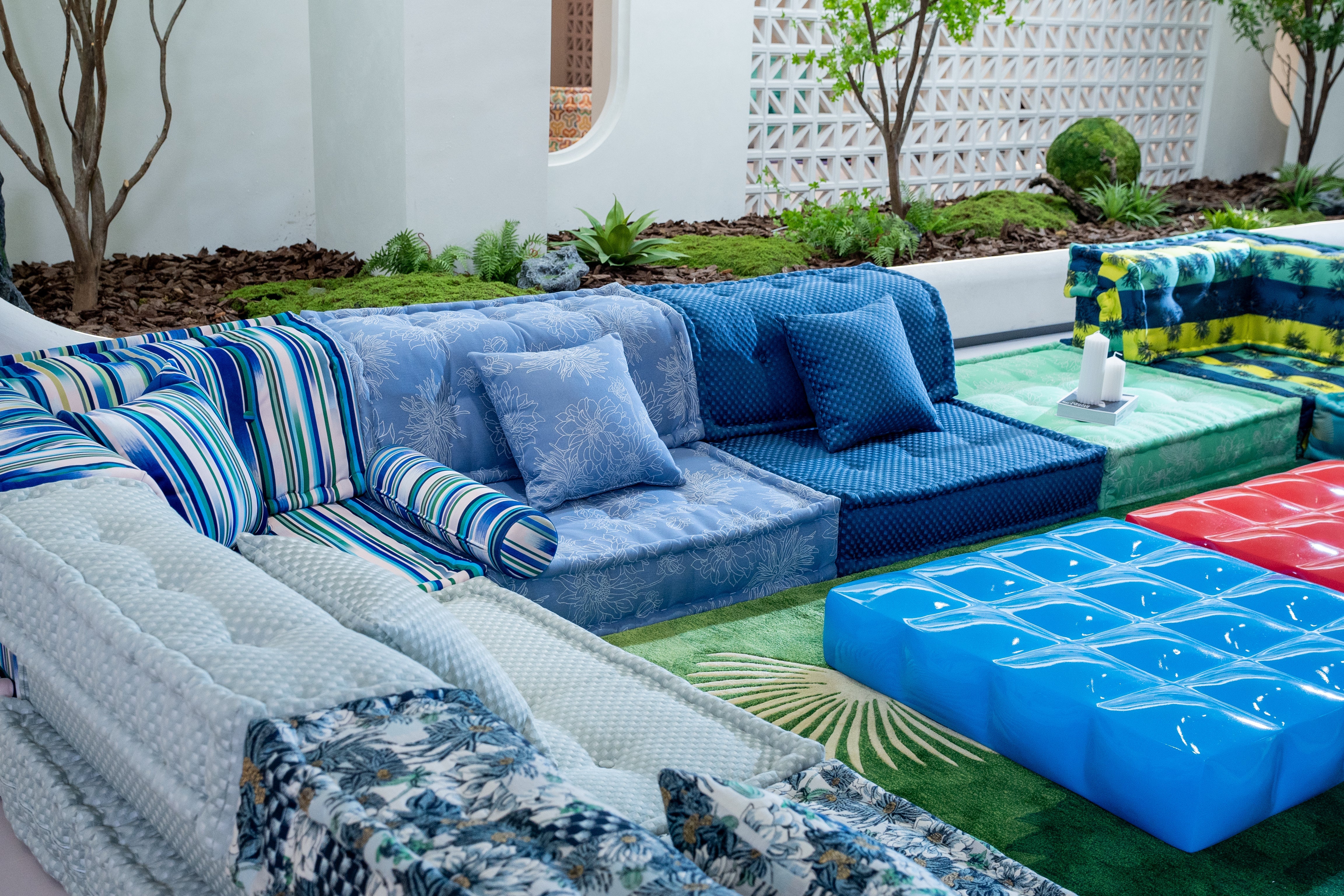 Seabreeze Haven Mahjong Sofa - Fajiani