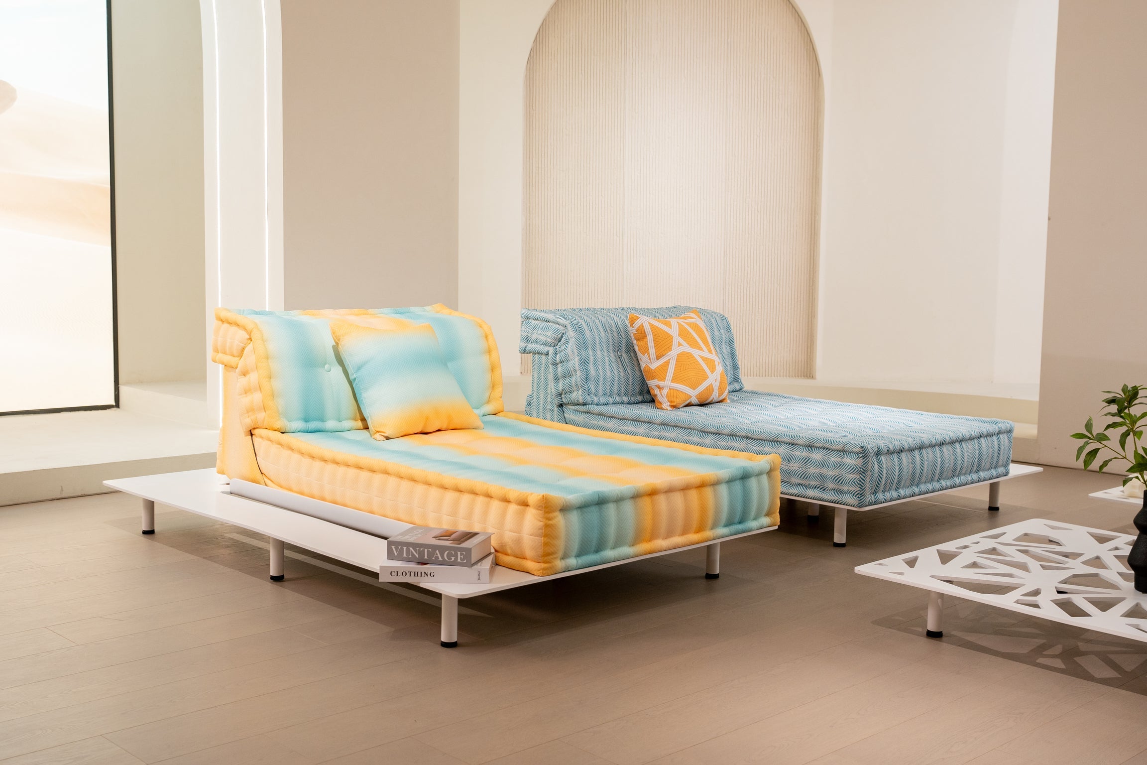Sunlit Shore Mahjong Sofa - Fajiani